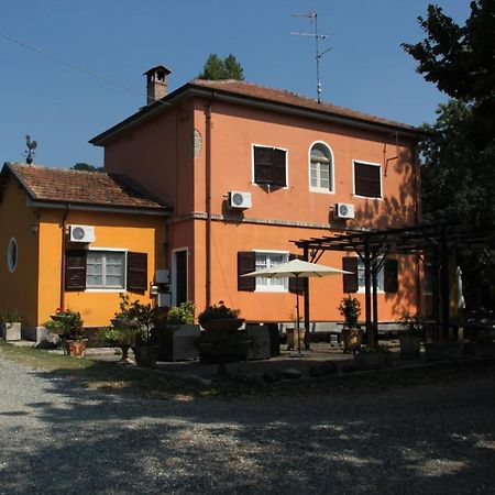 Il Biancospino Villa Casteggio Екстериор снимка